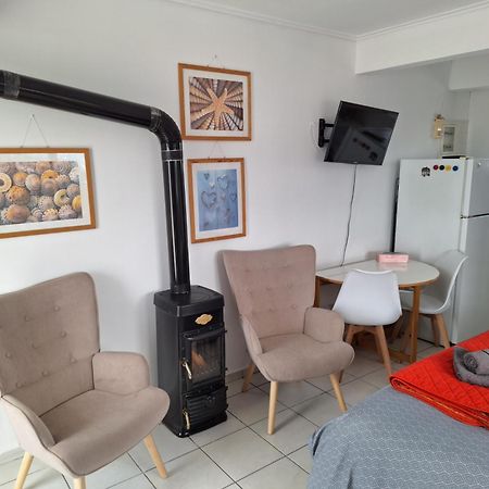 Cute&Quiet Studio Loutraki מראה חיצוני תמונה