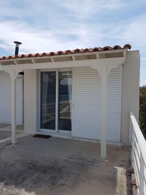 Cute&Quiet Studio Loutraki מראה חיצוני תמונה